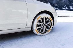 Quelles chaussettes neige pour conduire en sécurité sur routes enneigées ?